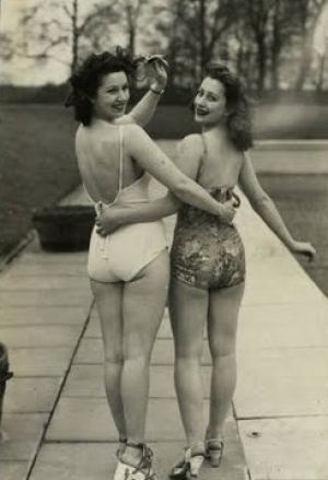 vintage swimwear - www.myLusciousLife.com - 1940s swimwear.jpeg